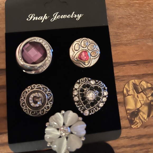 Snap Bracelet - Picture 3 of 6